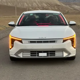 Kia K4 2025