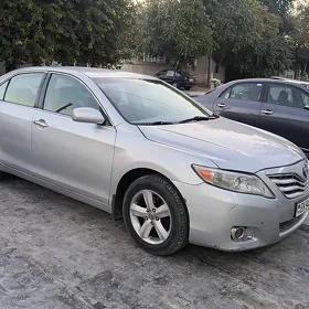 Toyota Camry 2010