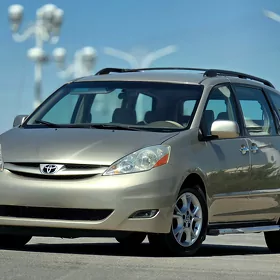 Toyota Sienna 2008