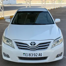 Toyota Camry 2010