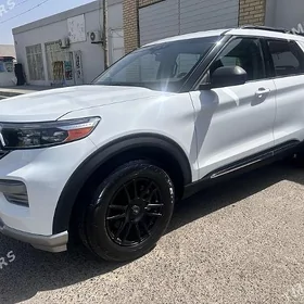 Ford Explorer 2021