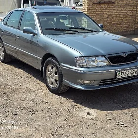 Toyota Avalon 1999