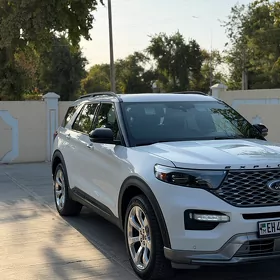 Ford Explorer 2022