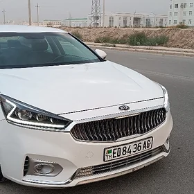 Kia Cadenza 2018