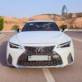 Lexus IS 300 2022