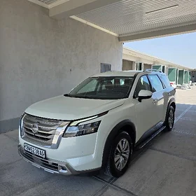 Nissan Pathfinder 2022