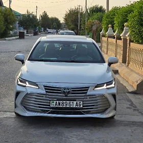 Toyota Avalon 2019