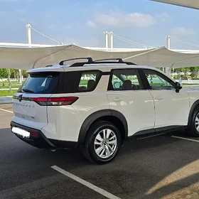 Nissan Pathfinder 2021