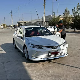 Toyota Camry 2020
