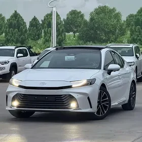 Toyota Camry 2026