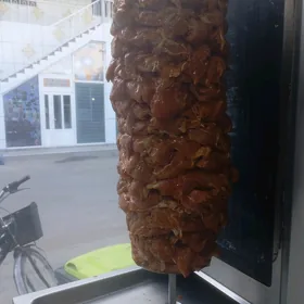 donerca kömekçi gerek