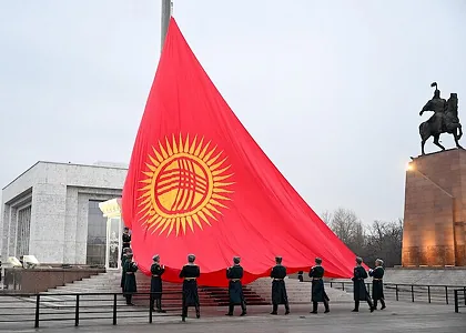 Сердар Бердымухамедов направил поздравления Садыру Жапарову