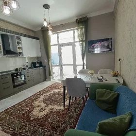 4 kom, 2 etaž, Gurtly