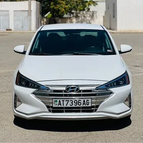 Hyundai Elantra 2020