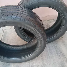 pokryska 235/45/18