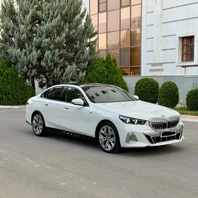 BMW 530 2024