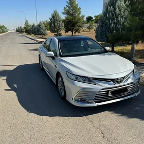 Toyota Camry 2022