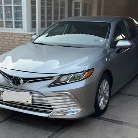 Toyota Camry 2022