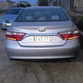 Toyota Camry 2017