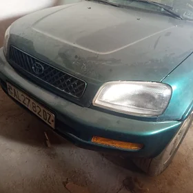Toyota RAV4 1998