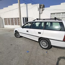Opel Astra 1996