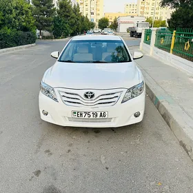 Toyota Camry 2010