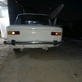 Lada 2104 1987