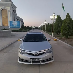 Toyota Camry 2012