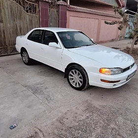 Toyota Camry 1992