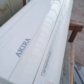 Akira Kelle 12lik