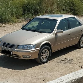 Toyota Camry 1999