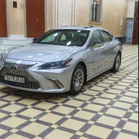 Lexus ES 350 2020