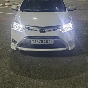Toyota Yaris 2014