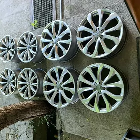 AUDI  Q5 A8 A7