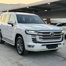 Toyota Land Cruiser 2023