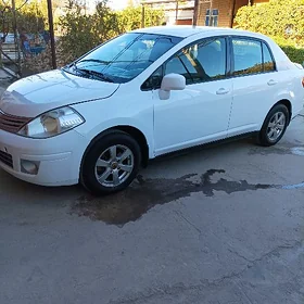 Nissan Versa 2010