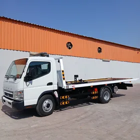 Mitsubishi Canter 2025