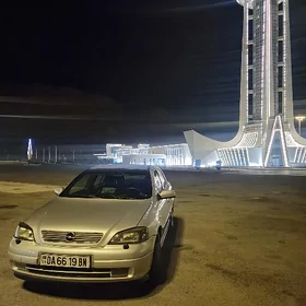 Opel Astra 2000