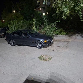 BMW 325 1993