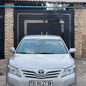 Toyota Camry 2010