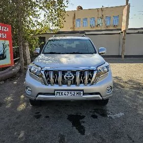 Toyota Land Cruiser Prado 2013