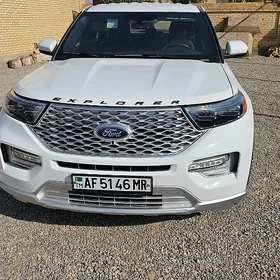 Ford Explorer 2021