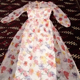 Койнеккойнек, платье