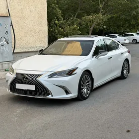 Lexus ES 350 2020
