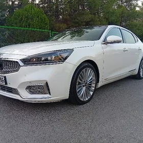 Kia Cadenza 2017