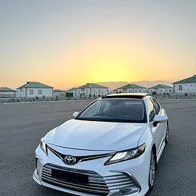 Toyota Camry 2021