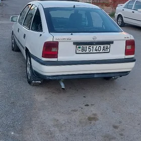 Opel Vectra 1992
