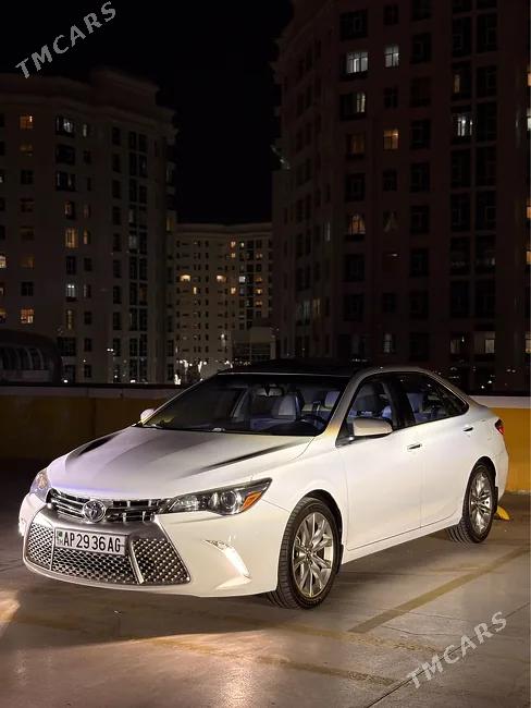 Toyota Camry 2017