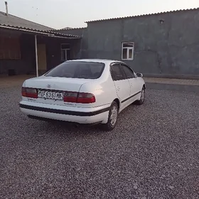 Toyota Corona 1995