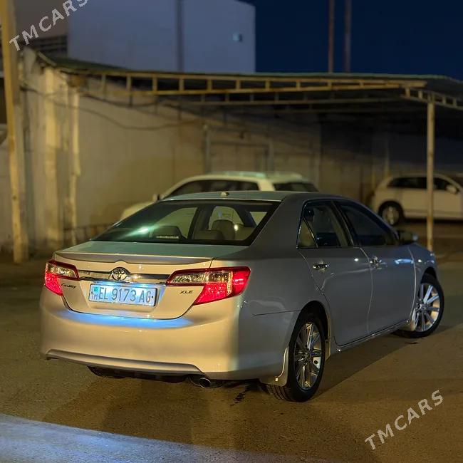 Toyota Camry 2013